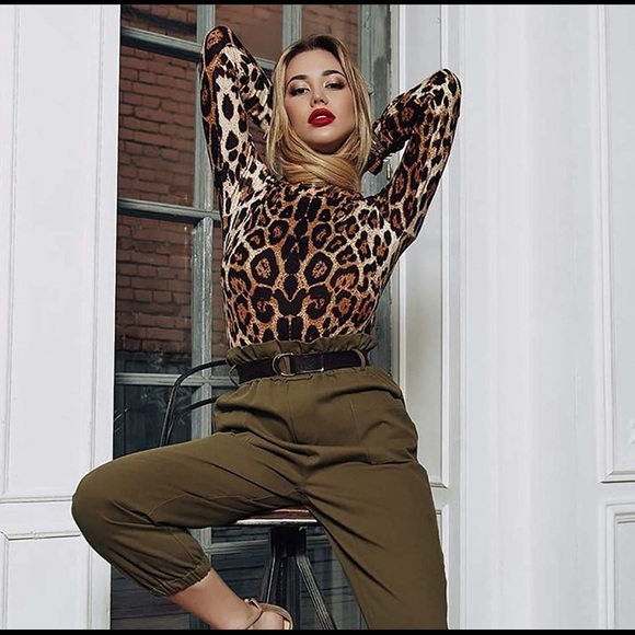 Sytung Leopard Turtleneck Long Sleeve Bodysuit Size Medium - Picture 2 of 7